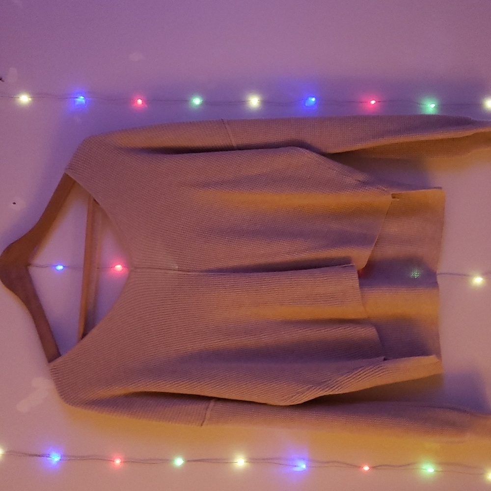 Sweater - Picture 2 of 5